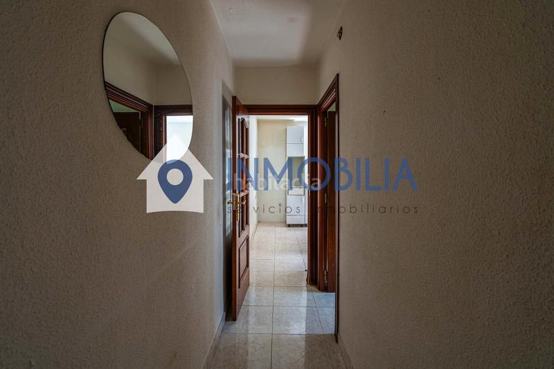 Foto 0d99774c-84f0-41c2-a079-1073b399f9c5. Flat with heating in Salvador Madrid