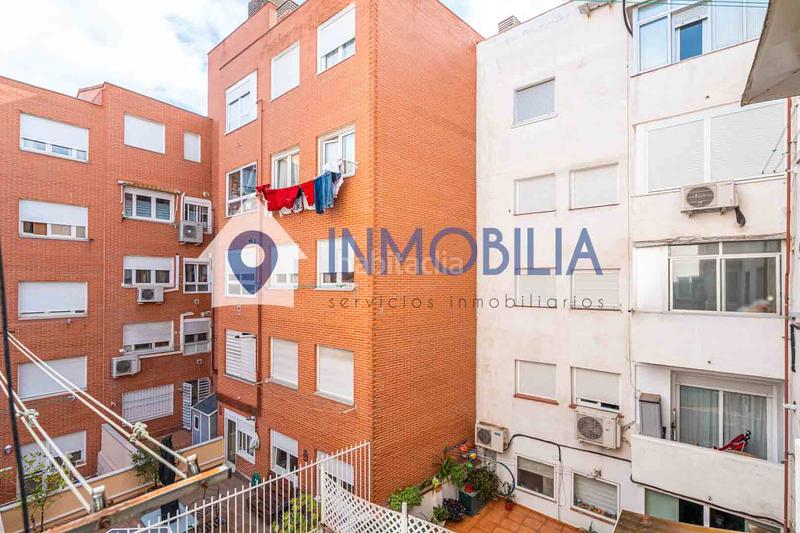 Foto 12be6103-a0f0-4953-90d4-161a54faab76. Piso en Salvador Madrid