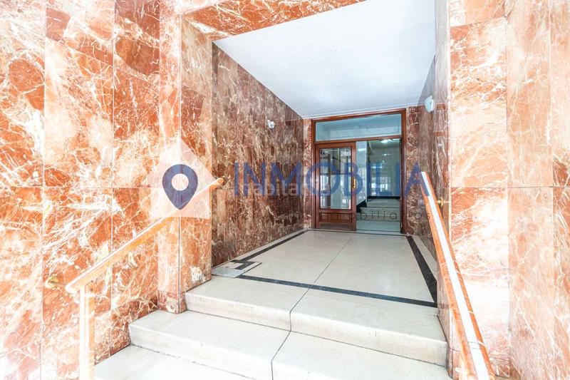 Foto 7f488df9-b0e7-4ba9-9564-77d37c295cc9. Piso en Salvador Madrid
