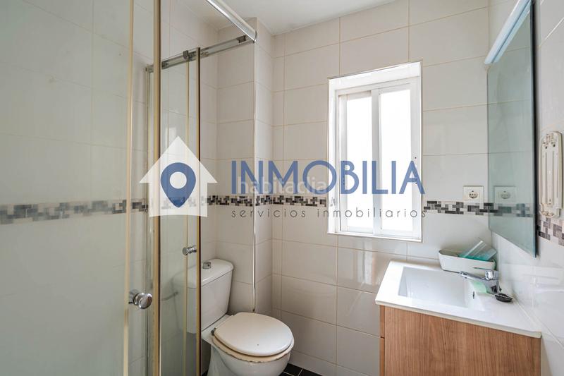 Foto b70b7aed-a93a-4490-a764-2a8ae3a72789. Piso en Salvador Madrid