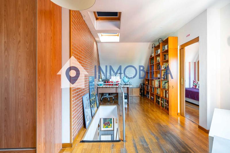 Foto f2364b67-d67a-4ad3-870b-07f8fdde5fc9. Attique avec chauffage parking dans Imperial Madrid