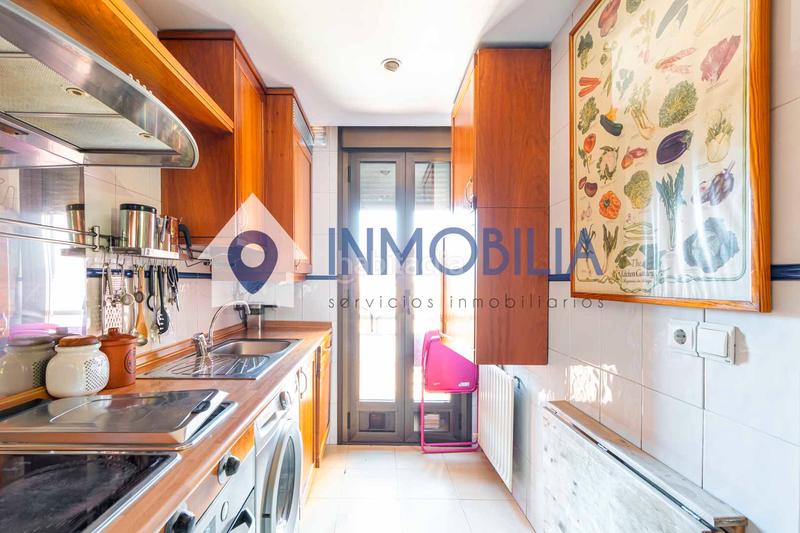 Foto aed2f9f0-9c2e-4160-8387-78214056af4c. Penthouse with heating parking in Imperial Madrid