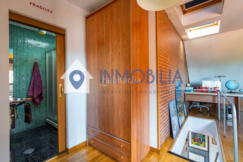 Foto d0f7f6b4-fbe1-41b9-bc24-63b365e8b994. Penthouse with heating parking in Imperial Madrid