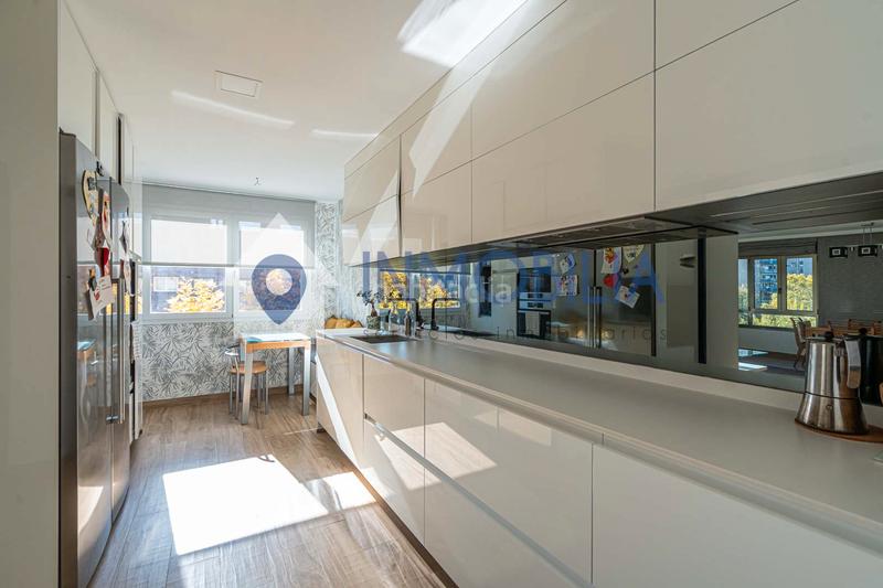 Foto 525c732b-89d1-4473-ae76-1b7987dd89f1. Attique avec chauffage piscine dans Media Legua Madrid