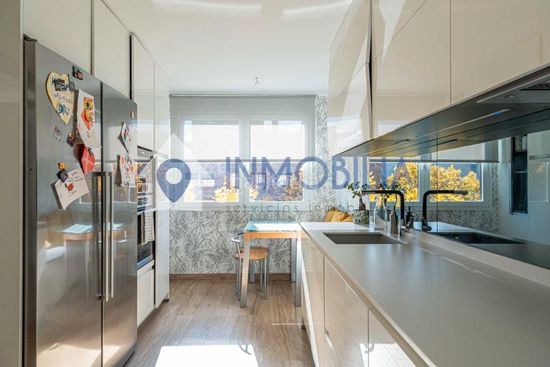 Foto 644ac781-bac9-44a3-a344-5547af2b1213. Attique avec chauffage piscine dans Media Legua Madrid