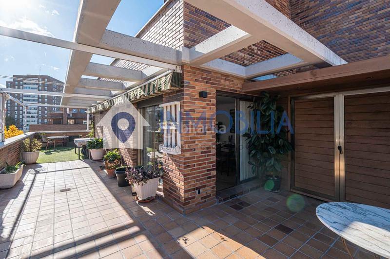 Foto 43e86b45-32f8-45c5-8b91-af6848f0c2a6. Dachwohnung mit heizung pool in Media Legua Madrid