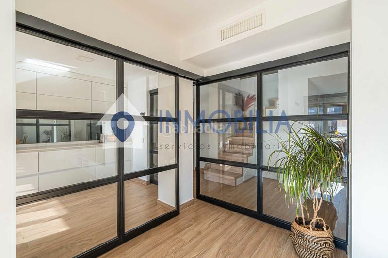 Foto 5e53dd16-89c1-4f60-9c88-5b8f383b7fad. Dachwohnung mit heizung pool in Media Legua Madrid