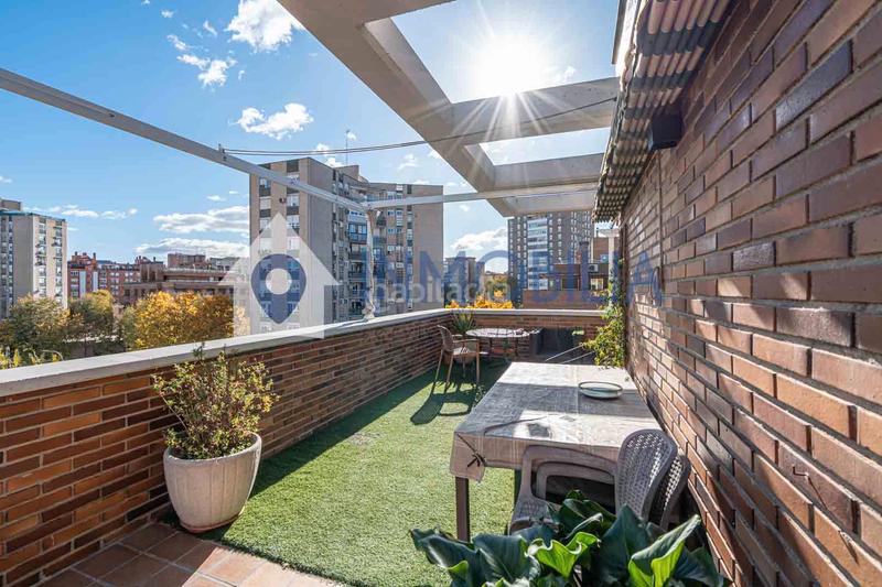 Foto 9e38734e-8e1e-4491-a6a3-54296f4d44d0. Dachwohnung mit heizung pool in Media Legua Madrid