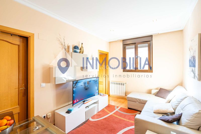 Foto 46d9c185-913f-4306-b2af-b0327547963e. Pis amb calefacció a Cortes-Huertas Madrid