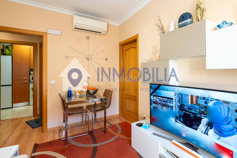 Foto d3994058-4159-431c-a482-0e48985cf3f8. Pis amb calefacció a Cortes-Huertas Madrid