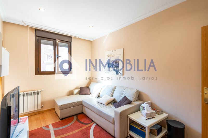 Foto ef2320aa-6f2a-4618-b049-0c784383e5f7. Pis amb calefacció a Cortes-Huertas Madrid