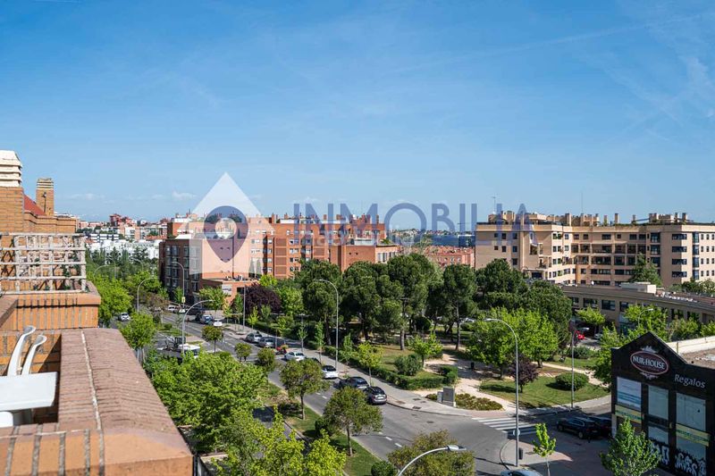 Foto 008ca200-484d-4f72-8620-71594e68b3c3. Àtic amb calefacció piscina a Conde Orgaz - Piovera Madrid