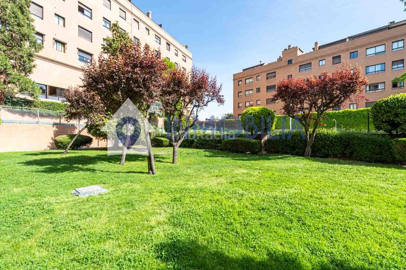 Foto a4d58831-0cff-4f0e-a2e2-4d2570d61c23. Àtic amb calefacció piscina a Conde Orgaz - Piovera Madrid