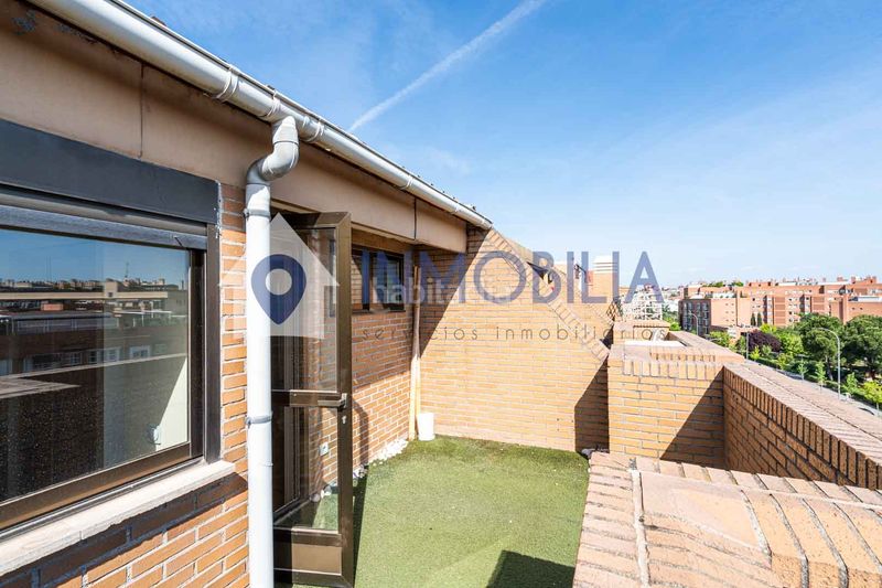 Foto ad9de013-56e6-41da-a30a-d636f711ca7b. Àtic amb calefacció piscina a Conde Orgaz - Piovera Madrid