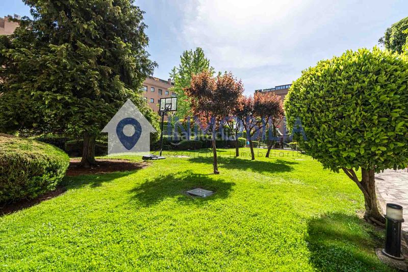 Foto d011f7bc-e934-4323-9762-904716e57a99. Àtic amb calefacció piscina a Conde Orgaz - Piovera Madrid