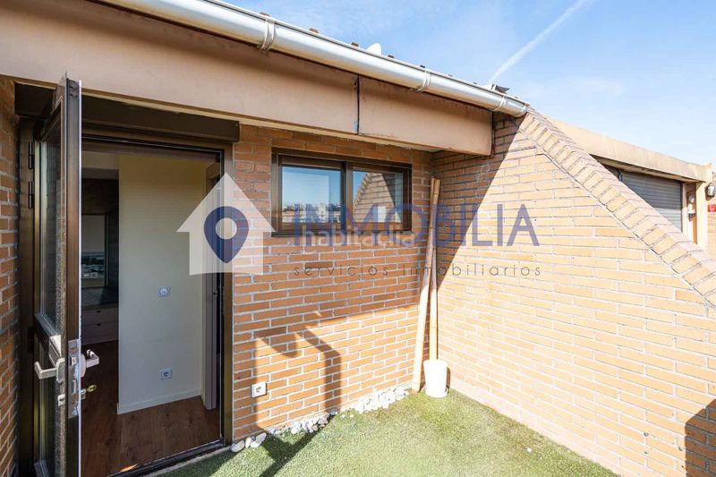 Foto d9be243c-8771-4bc0-ab4f-17b4eb2f6a01. Àtic amb calefacció piscina a Conde Orgaz - Piovera Madrid