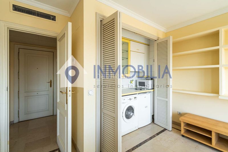 Foto fcfa0e0d-9e8c-4e47-b22a-d42010cbc0d2. Àtic amb calefacció piscina a Conde Orgaz - Piovera Madrid