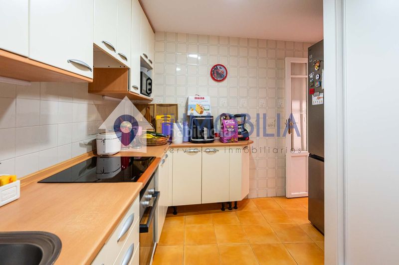 Foto d3a026db-4d76-4d4a-8cdb-c79b1e35f884. Pis amb calefacció a Palos de Moguer Madrid