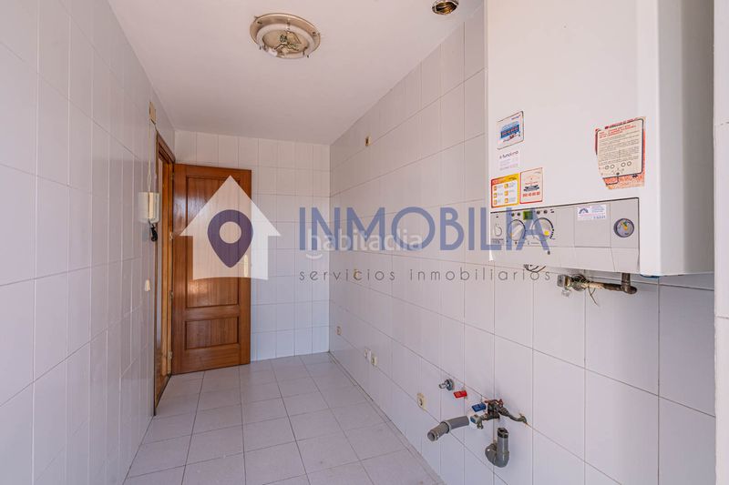 Foto 1e7cc66d-50aa-4bd6-8c76-5e84c59d6edc. Àtic amb calefacció aparcament a Pueblo Nuevo Madrid