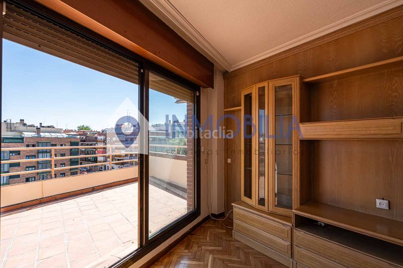 Foto ad041565-7bc8-41b6-9087-6ada003b1c7f. Àtic amb calefacció aparcament a Pueblo Nuevo Madrid