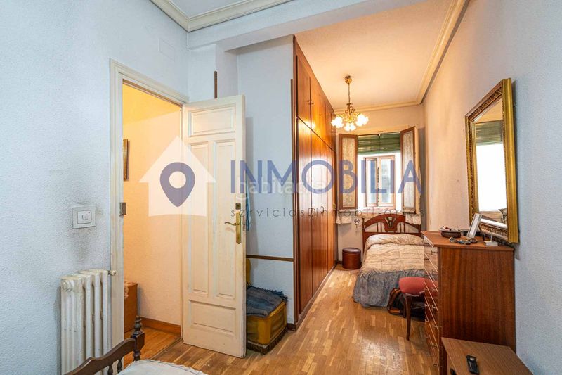 Foto 0f920a73-c696-4e0b-a7b0-96d3f9b3a0f7. Pis a Palacio Madrid