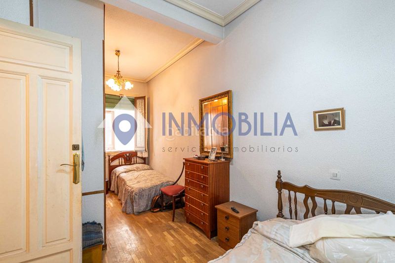 Foto ca4452e2-77fc-440e-a783-c4a3c79e3e9d. Pis a Palacio Madrid