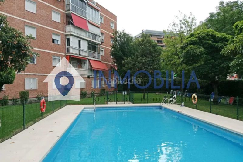 Foto 2e81cb69-35e0-4ec3-a6a6-c123b8cb9be8. Pis amb calefacció aparcament piscina a Mirasierra Madrid