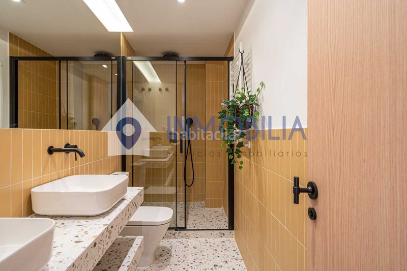 Foto 6015a632-3fc6-484b-99c7-fd167254b569. Pis amb calefacció aparcament piscina a Lista Madrid