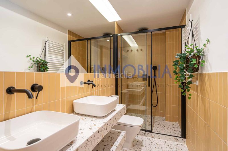 Foto c7556e1d-4645-4f5b-8ac2-c8c0a48cb2ad. Pis amb calefacció aparcament piscina a Lista Madrid