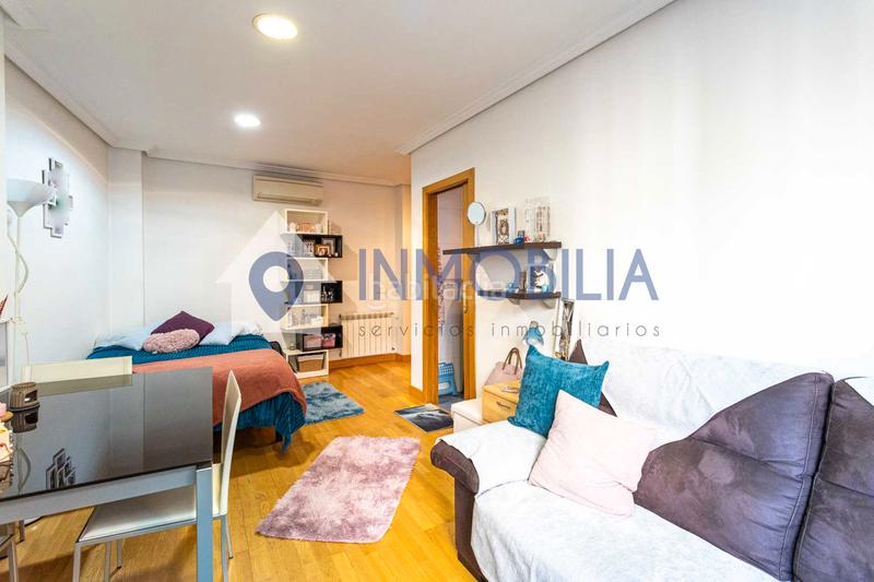 Foto e73e38b6-6f20-482d-98db-3ca2770abb58. Appartamento con riscaldamento in Valdezarza Madrid