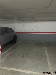 Rent Car parking  Canonge dorca. Parking en alquiler zona devesa