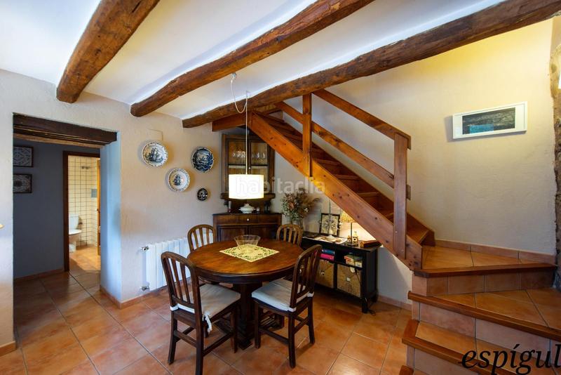 Foto 0af4a068-e995-4eb8-93f6-25a3cf7fc73d. Casa amb calefacció aparcament a Palol de Revardit