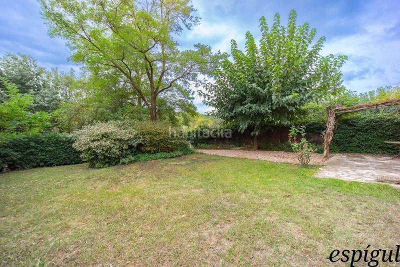 Foto 35bcfaa0-1d7d-4a3c-a67e-f01d0a286d7a. Casa amb calefacció aparcament a Palol de Revardit