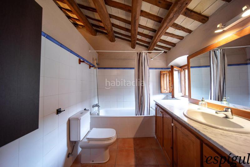 Foto 6688888d-f3be-4daa-b0f0-cb4628a2d69d. Casa amb calefacció aparcament a Palol de Revardit