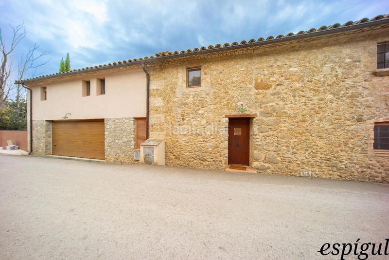 Foto 7e078fbf-0f0d-403f-87e6-9dc814aa6a75. Casa amb calefacció aparcament a Palol de Revardit