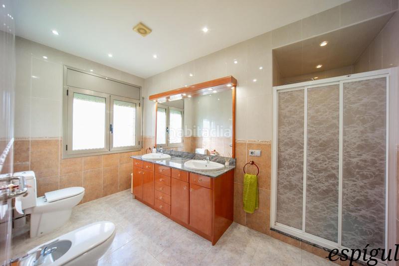 Foto 68a83d43-6bc0-465e-b82a-e1361f628166. Haus mit heizung parking in Residencial Park Maçanet de la Selva