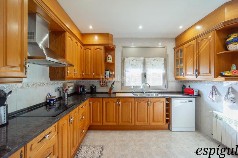 Foto 82b005a7-2318-45f8-b8d3-7c5de59394d1. Haus mit heizung parking in Residencial Park Maçanet de la Selva