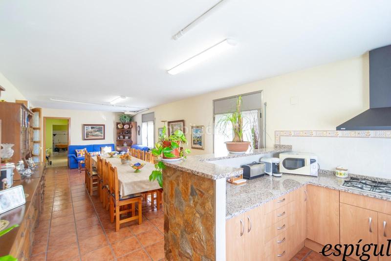 Foto ce0d0611-3b59-4af4-a390-34e37858e6f4. Haus mit heizung parking in Residencial Park Maçanet de la Selva