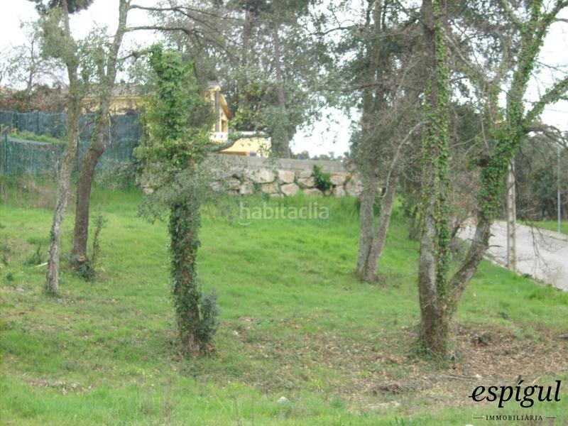 Foto 0eb4596b-1d90-4f13-9072-9159c5e9f72e. Fondo rustico in urgell amb carrer del ripollès in Bescanó