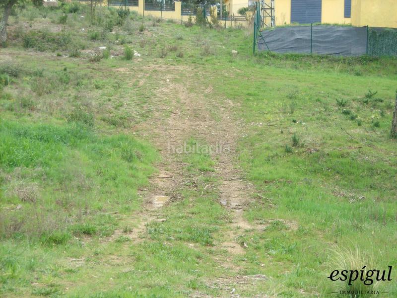 Foto da063d96-8ae3-4593-8cbc-922820e9e3c1. Fondo rustico in urgell amb carrer del ripollès in Bescanó