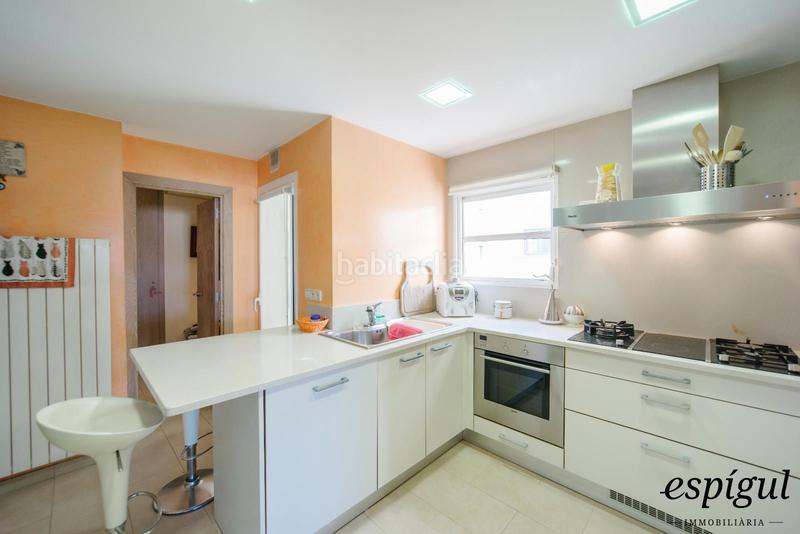 Foto 9a31fa91-88e9-46a9-aa99-b0c58224ce85. Piso excepcional piso en plaza marquès de camps en Girona