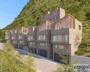 Casa a Carretera de montaup 5. Obra nova