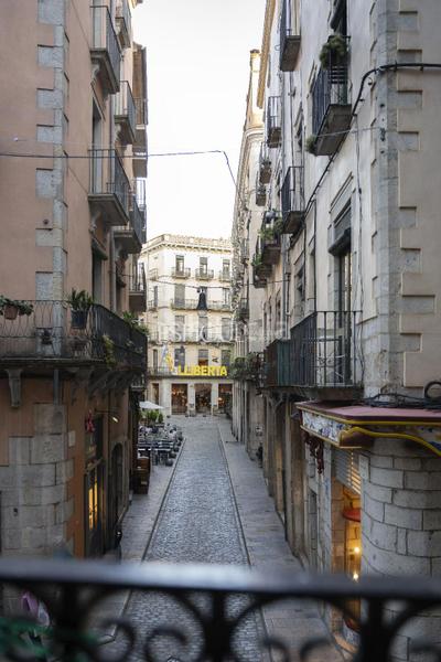 Foto f1f19408-c0ec-43cf-90c6-4fae8558f795. Pis a Centre-Barri Vell Girona
