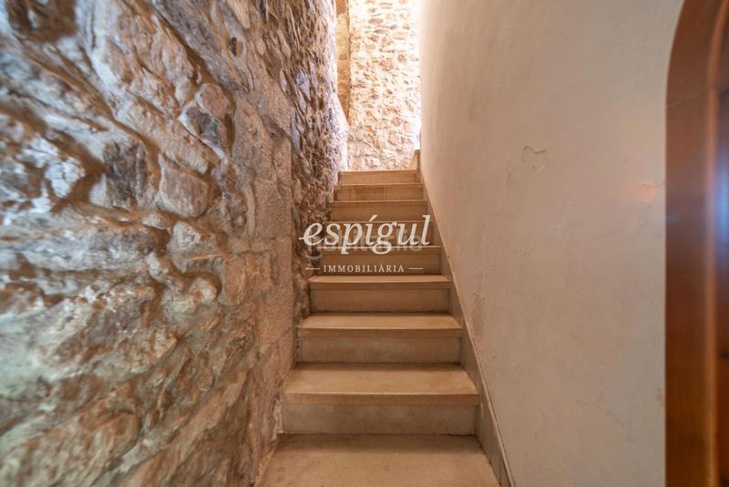 Foto 18c76361-7b29-4f1a-a723-5d6544a57586. Semi detached house with heating parking in Sant Daniel Girona