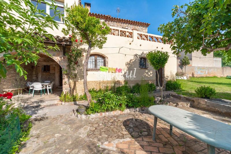 Foto 2672cfc8-38f5-41f1-ab47-39ed7a2e6961. Semi detached house with heating parking in Sant Daniel Girona