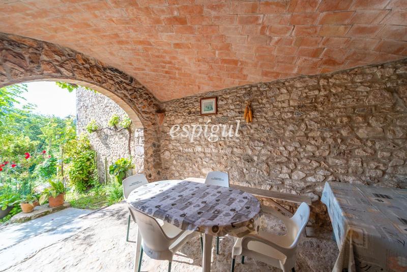 Foto 7d3e3c0c-de22-41ff-93ba-bf6ff6234e23. Semi detached house with heating parking in Sant Daniel Girona