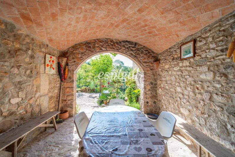 Foto d7379b8f-af20-4013-981c-3c75626d386e. Semi detached house with heating parking in Sant Daniel Girona