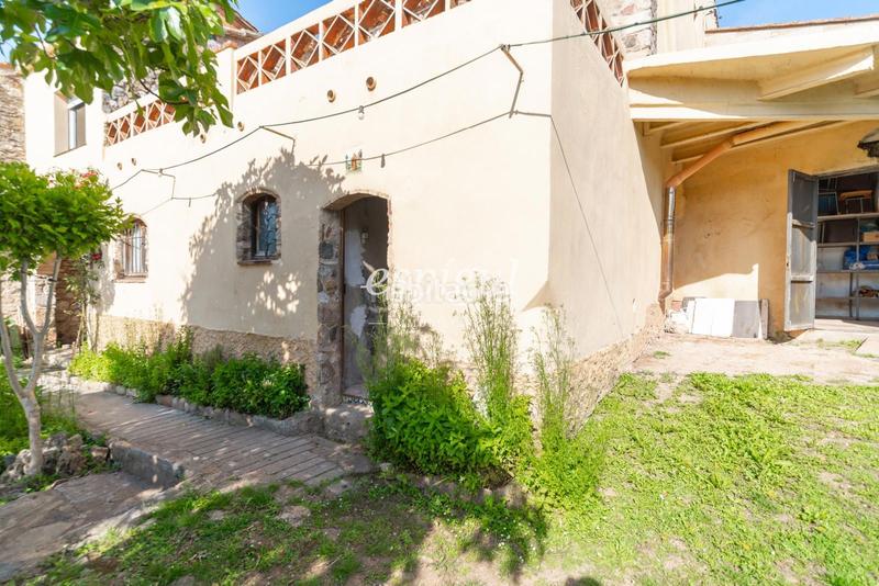 Foto f69ef0c3-23af-4d13-8ff5-1674119f8050. Semi detached house with heating parking in Sant Daniel Girona