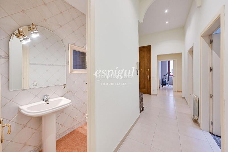 Foto b134ffc3-21de-43c7-a6f6-bf37a2c84918. Appartamento con riscaldamento in Centre-Barri Vell Girona