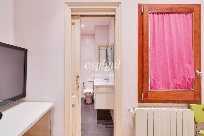 Foto ce1c5642-0f3b-4dba-8503-c04e5ee25944. Appartamento con riscaldamento in Centre-Barri Vell Girona